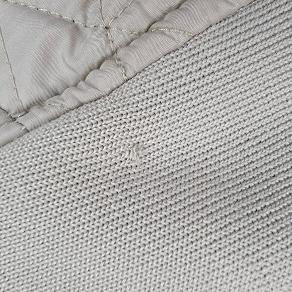 Weatherproof Beige Quilted Jacket | Size M | Classic & Cozy - Picture 5 of 7